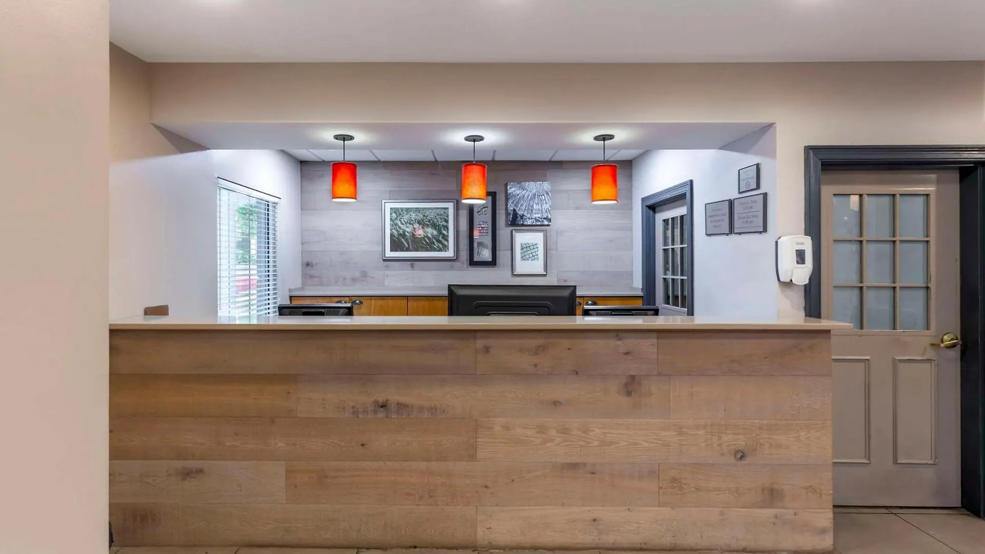 Hotel Country Inn & Suites By Radisson, Newport News South, Va