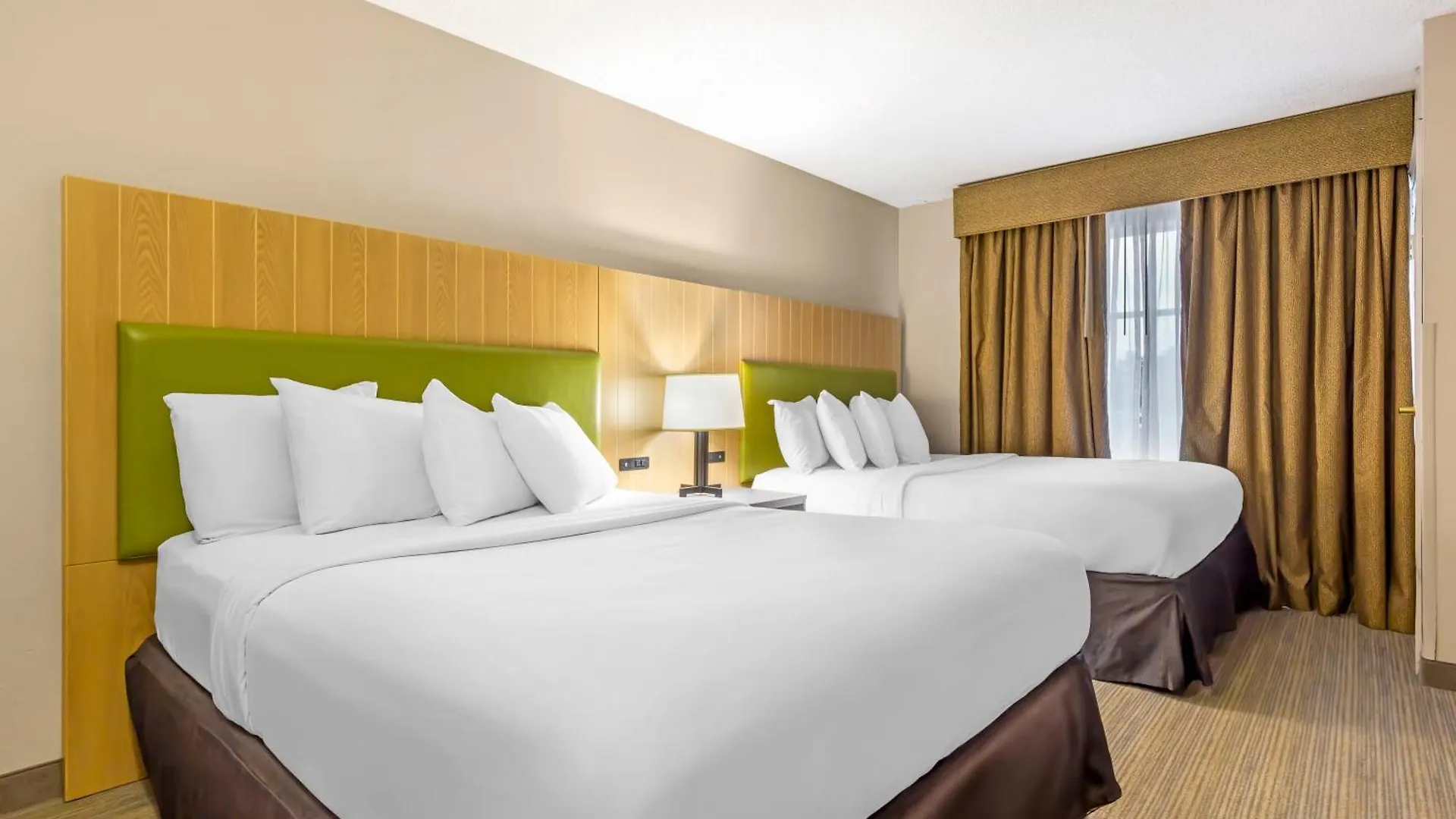 Hotel Country Inn & Suites By Radisson, Newport News South, Va