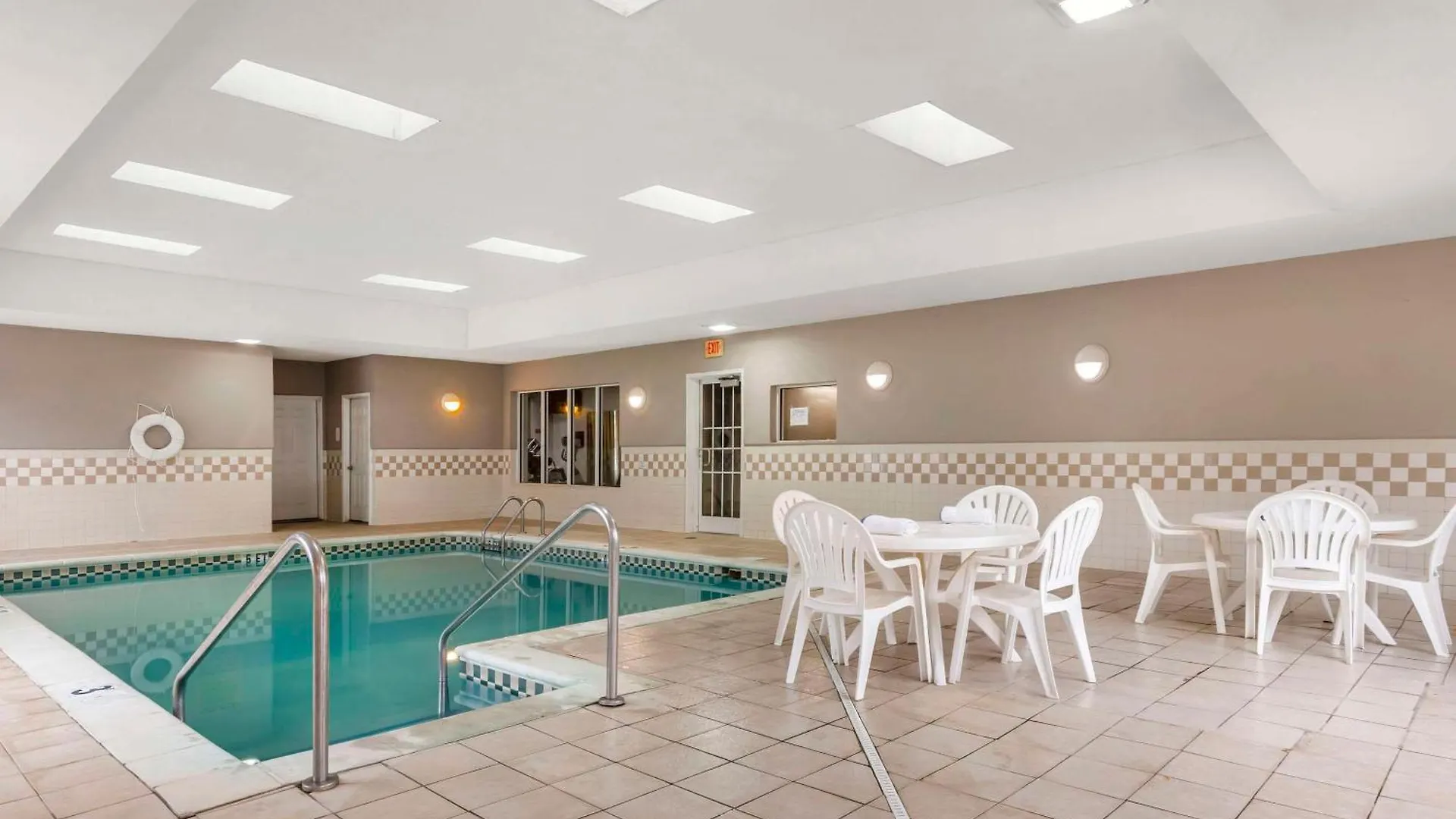 *** Hotel Country Inn & Suites By Radisson, Newport News South, Va United States